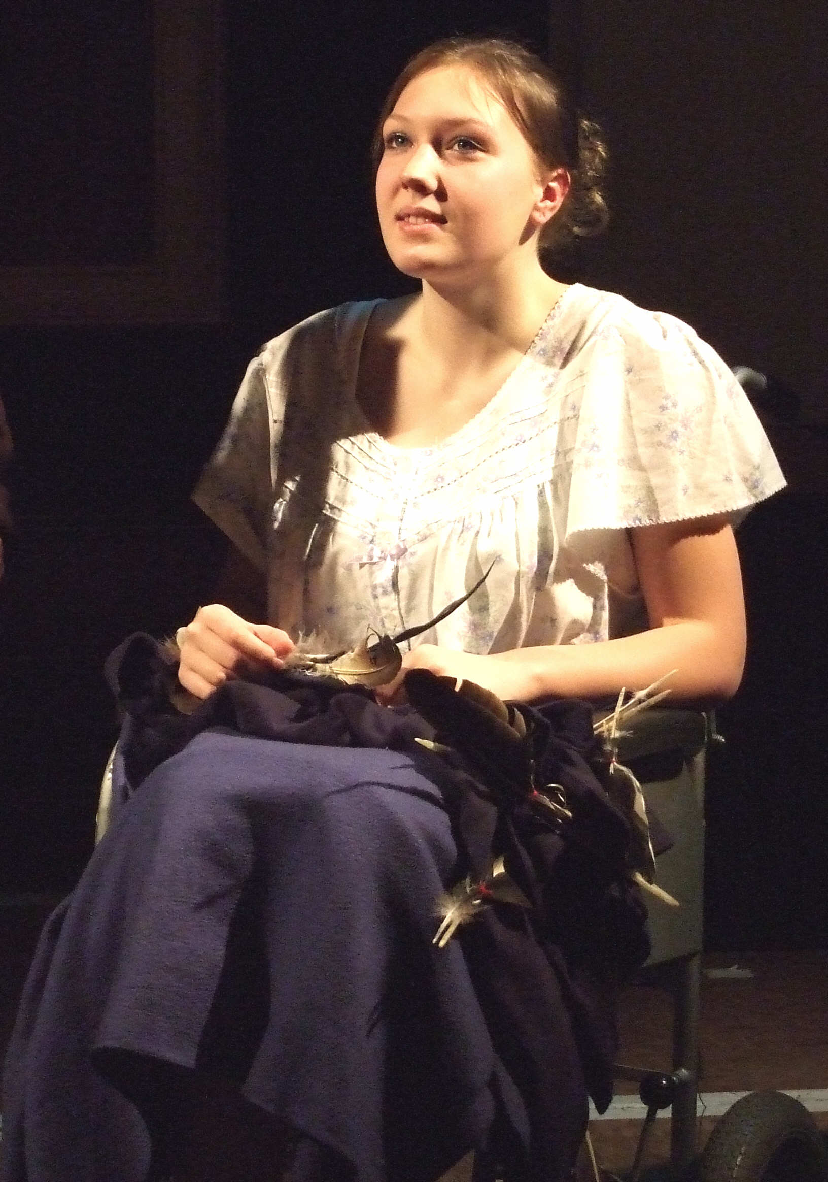 fea11.jpg (327133 bytes)